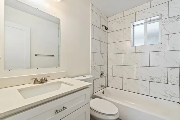 $1,050 | 1707 North 18th Street, Unit B3, Phoenix, AZ 85006