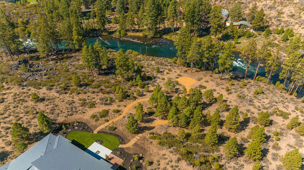 60893 River Rim Drive Bend, OR 97702 - Photo 6 of 70 2