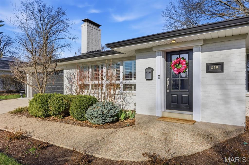829 Renderer Drive St. Louis, MO 63122 - Photo 3 of 49 Gallery Image 3