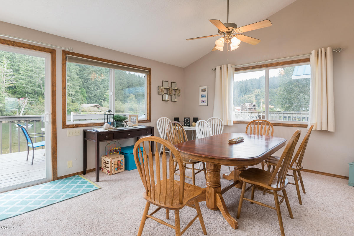 34120 Brooten Road Pacific City, OR 97135 - Photo 11 of 24 34120Brooten-09