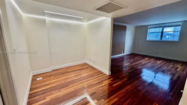 $3,499 | 19390 Collins Avenue, Unit 307, Sunny Isles Beach, FL 33160