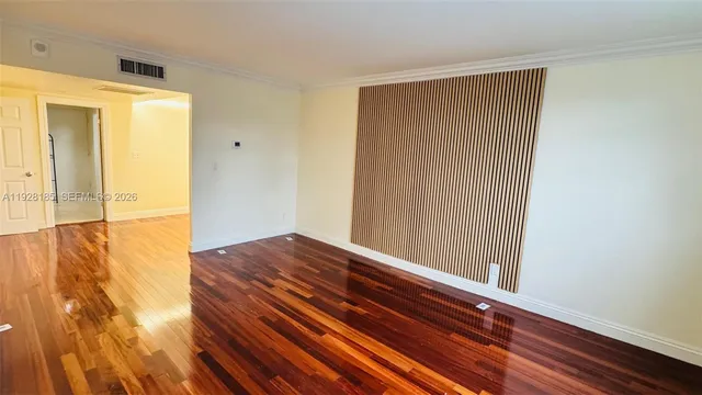 $3,499 | 19390 Collins Avenue, Unit 307, Sunny Isles Beach, FL 33160