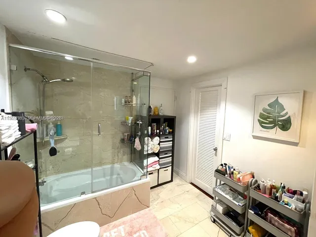 $3,499 | 19390 Collins Avenue, Unit 307, Sunny Isles Beach, FL 33160