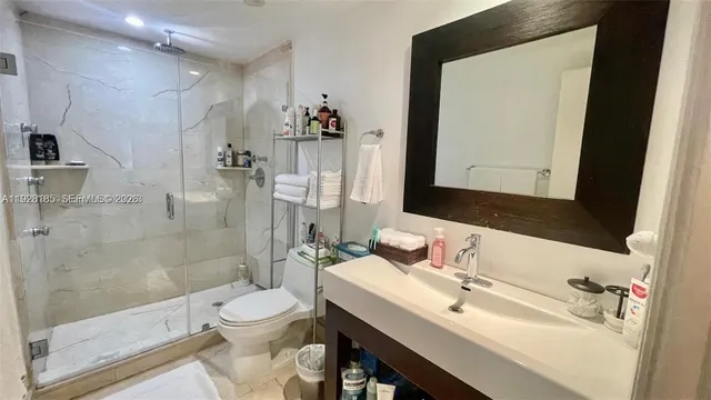 $3,499 | 19390 Collins Avenue, Unit 307, Sunny Isles Beach, FL 33160