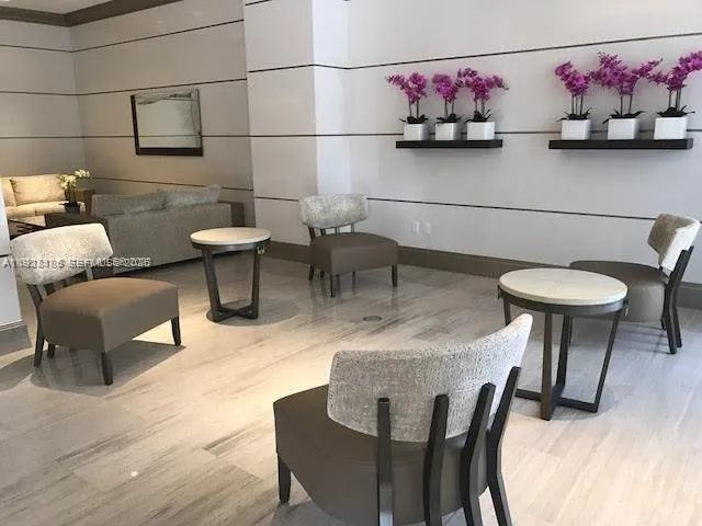 $3,499 | 19390 Collins Avenue, Unit 307, Sunny Isles Beach, FL 33160