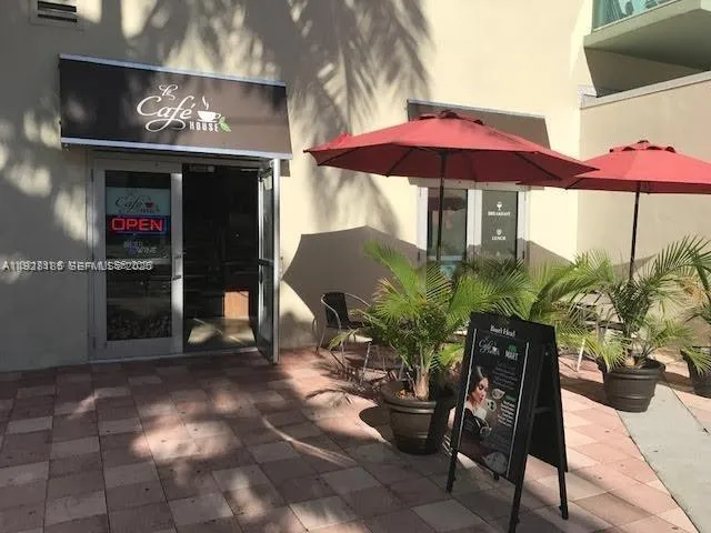 $3,499 | 19390 Collins Avenue, Unit 307, Sunny Isles Beach, FL 33160