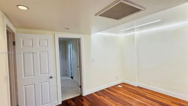 $3,499 | 19390 Collins Avenue, Unit 307, Sunny Isles Beach, FL 33160