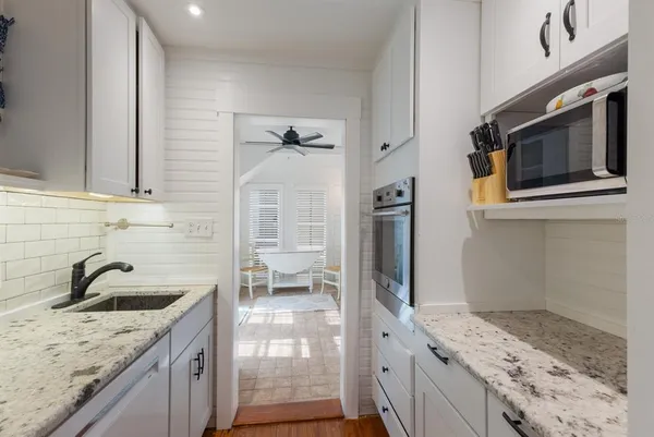 $890,000 | 370 East Railroad Avenue, Unit 1, Boca Grande, FL 33921