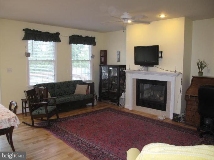 5002 New Forge Road Perry Hall, MD 21128 - Photo 11 of 23 Family Room