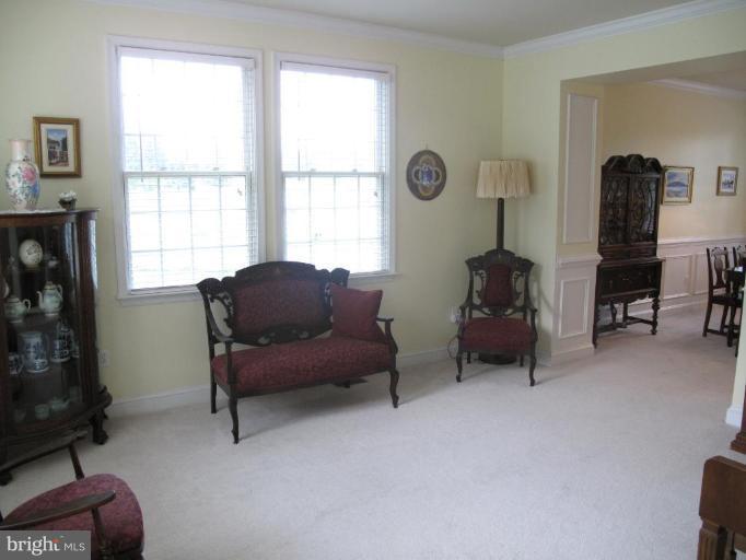 5002 New Forge Road Perry Hall, MD 21128 - Photo 12 of 23 Living Room