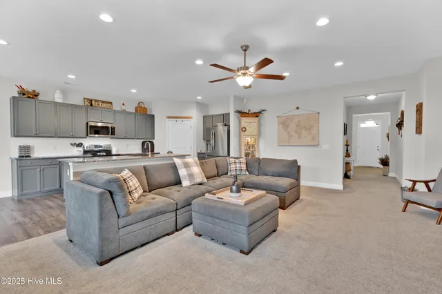 $363,700 | 1592 East New Carraway Place Southeast, Bolivia, NC 28422