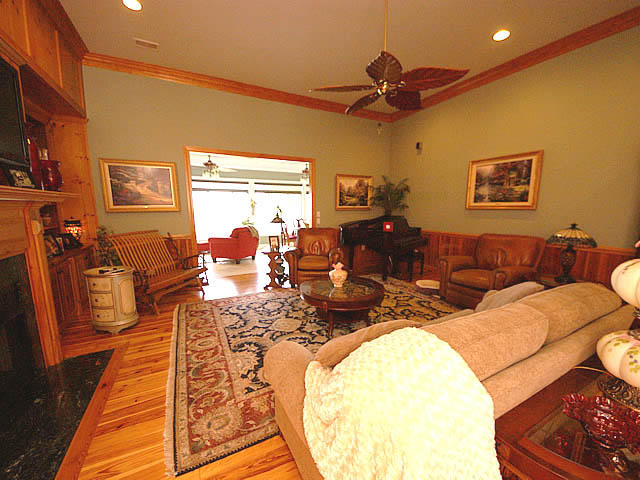 1728 Pinopolis Road Moncks Corner, SC 29461 - Photo 10 of 25 15-edt