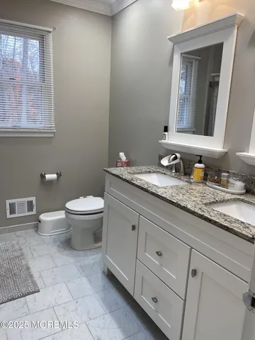 $4,500 | 11 Walnut Court, Matawan, NJ 07747