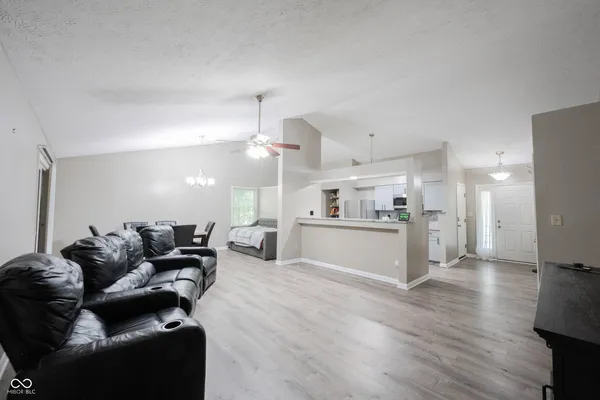 $289,900 | 8066 Cardinal Cove East, Indianapolis, IN 46256