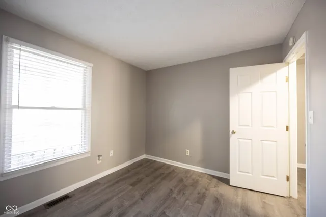 $289,900 | 8066 Cardinal Cove East, Indianapolis, IN 46256