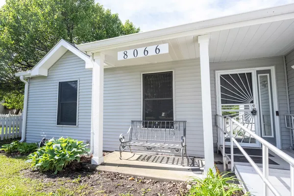 $289,900 | 8066 Cardinal Cove East, Indianapolis, IN 46256