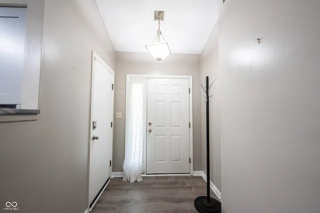 $289,900 | 8066 Cardinal Cove East, Indianapolis, IN 46256