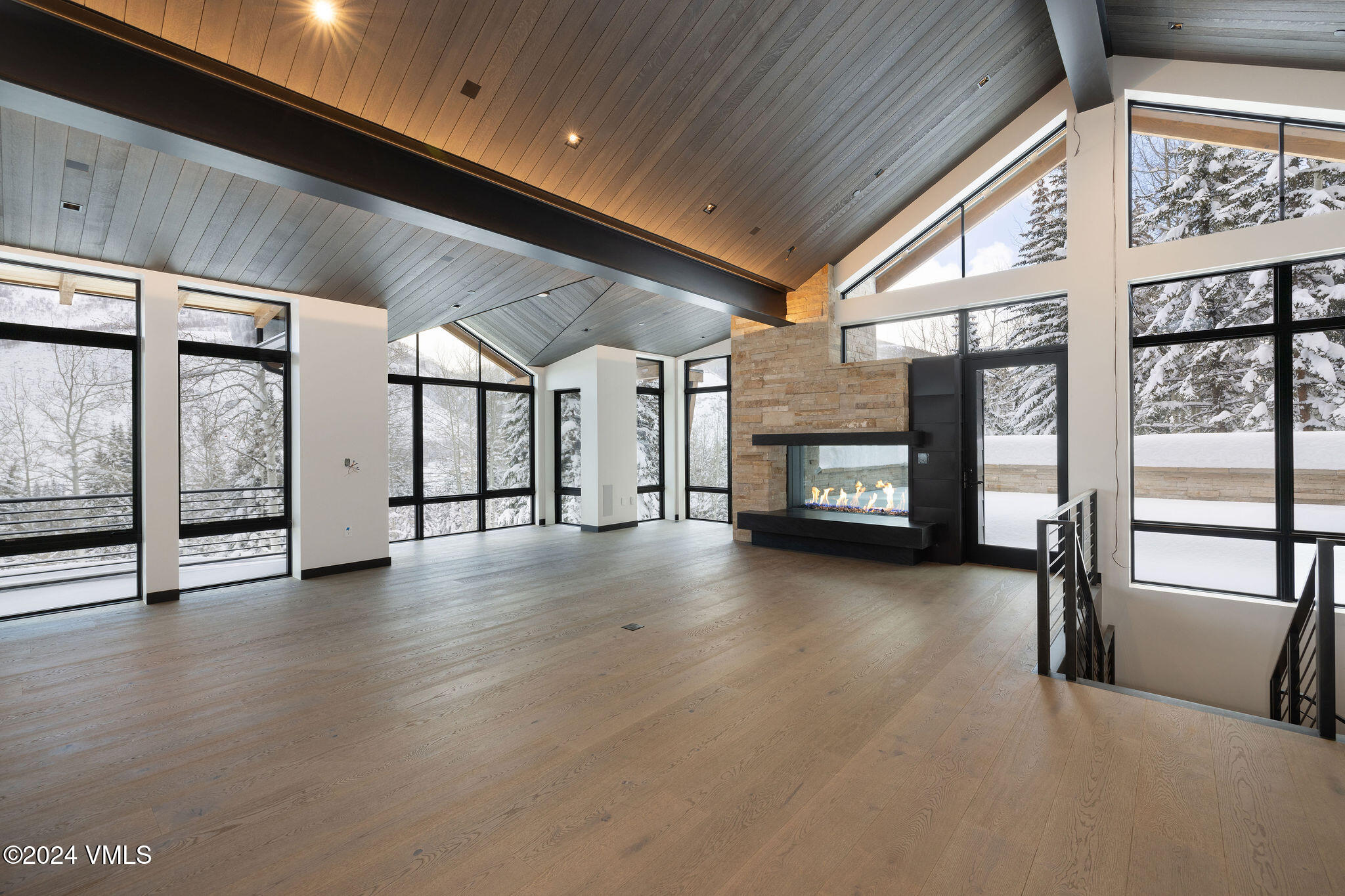 366 West Forest Road Vail, CO 81657 - Photo 20 of 82 366_forest_rd_interior_great_b