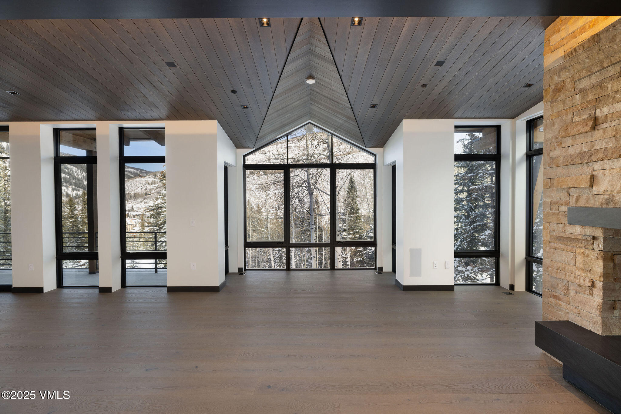 366 West Forest Road Vail, CO 81657 - Photo 26 of 82 366_forest_january_interior_great_d