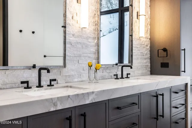 $28,200,000 | 366 West Forest Road, Vail, CO 81657