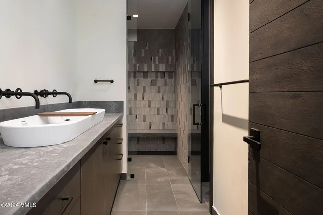 $28,200,000 | 366 West Forest Road, Vail, CO 81657