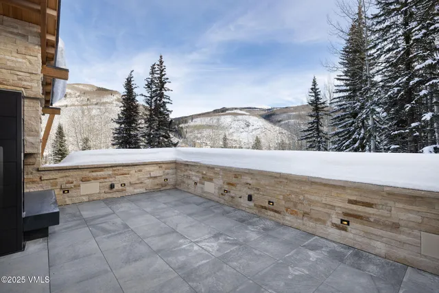 $28,200,000 | 366 West Forest Road, Vail, CO 81657