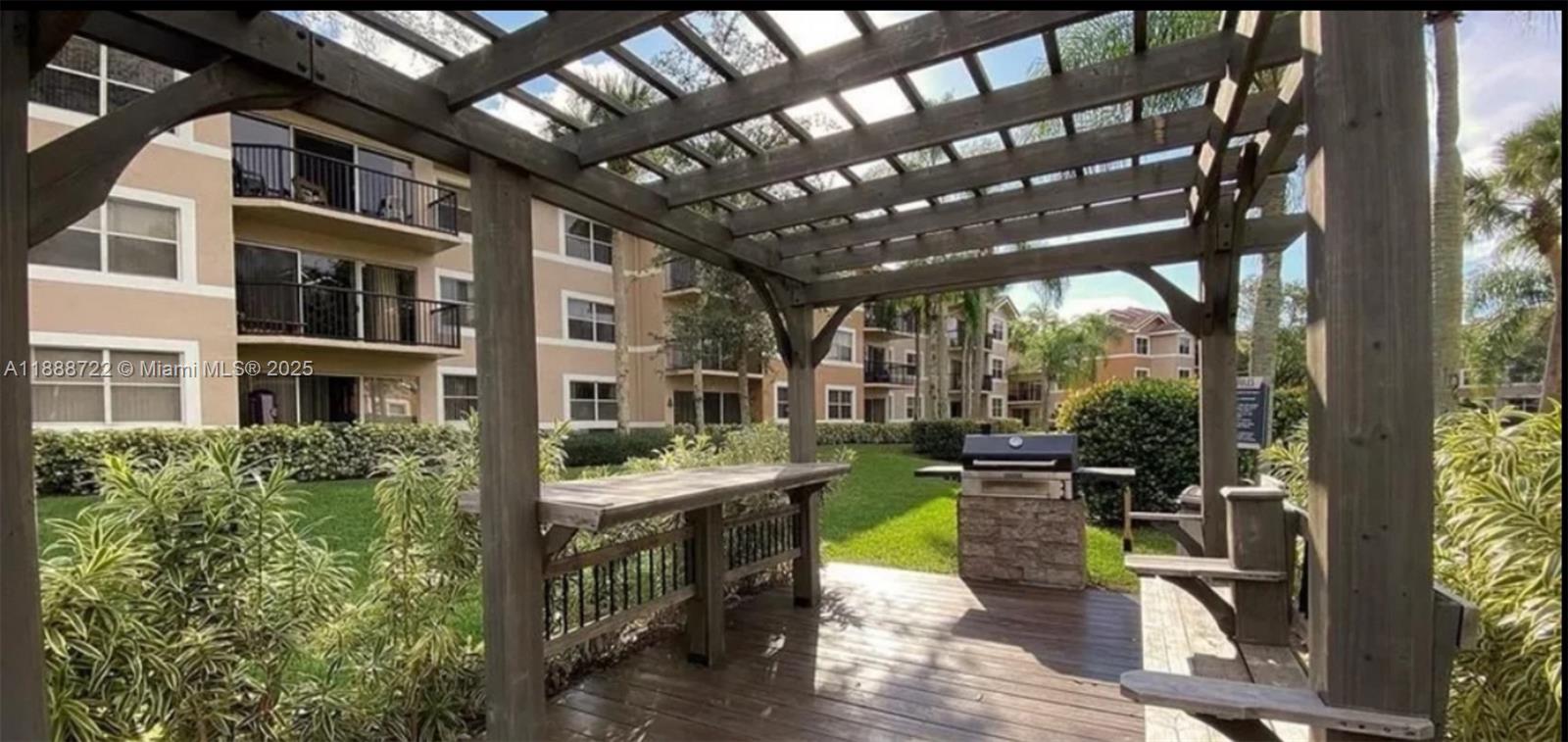 8821 Wiles Road, Unit 305 Coral Springs, FL 33067 - Photo 27 of 30 Barbecue Area