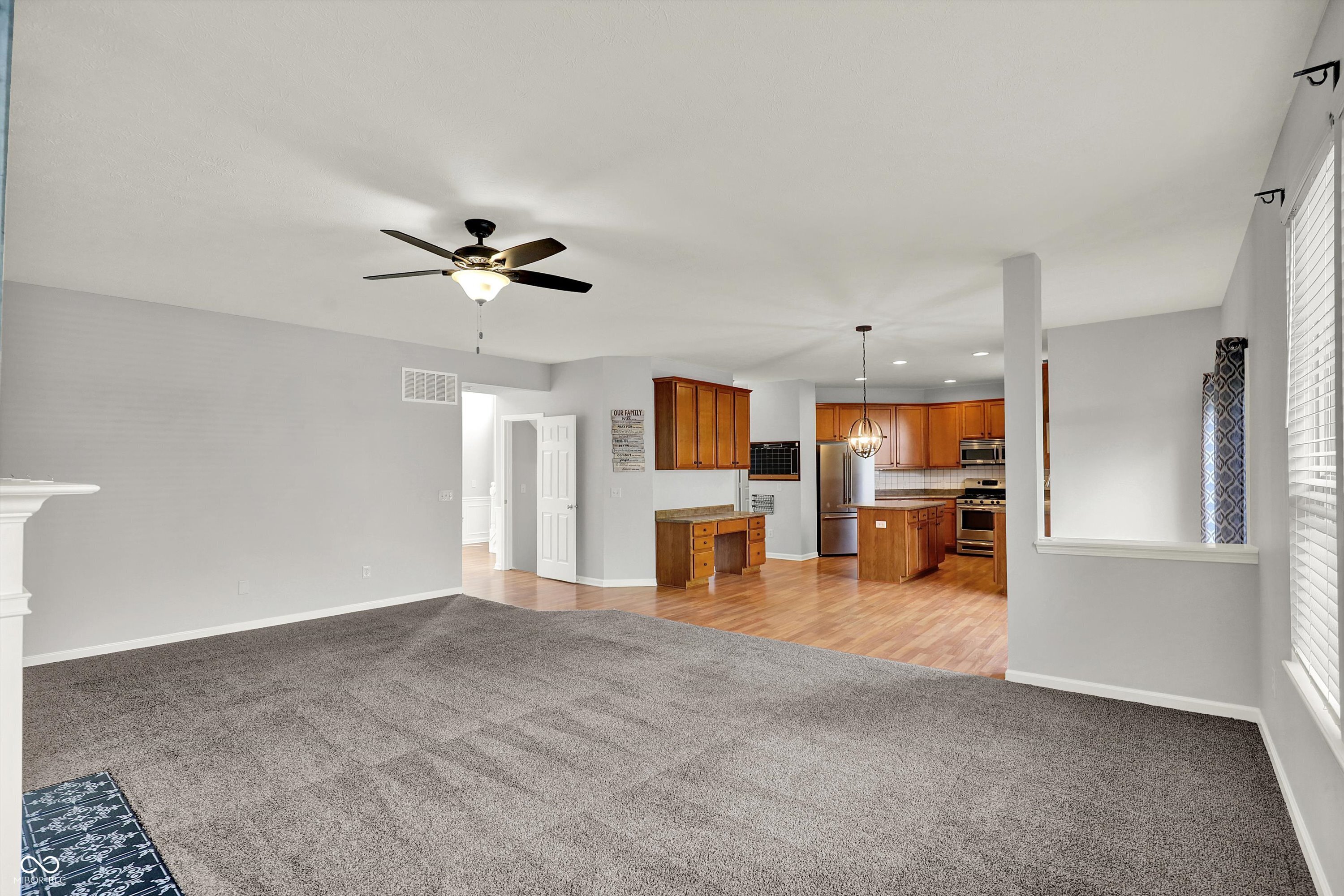 5704 Yorktown Road Plainfield, IN 46168 - Photo 8 of 31