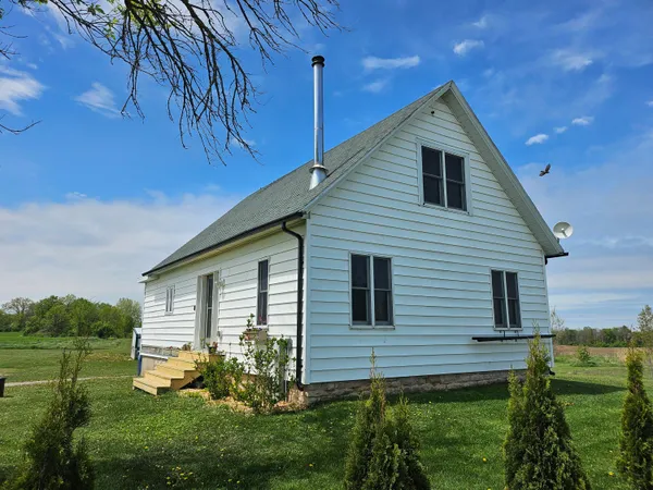 $585,000 | E847 County Road South, Red River, WI 54217