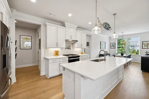 $665,000 | 6421 Desmond Avenue, Murfreesboro, TN 37128