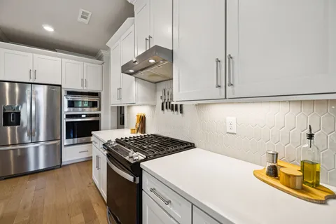 $665,000 | 6421 Desmond Avenue, Murfreesboro, TN 37128