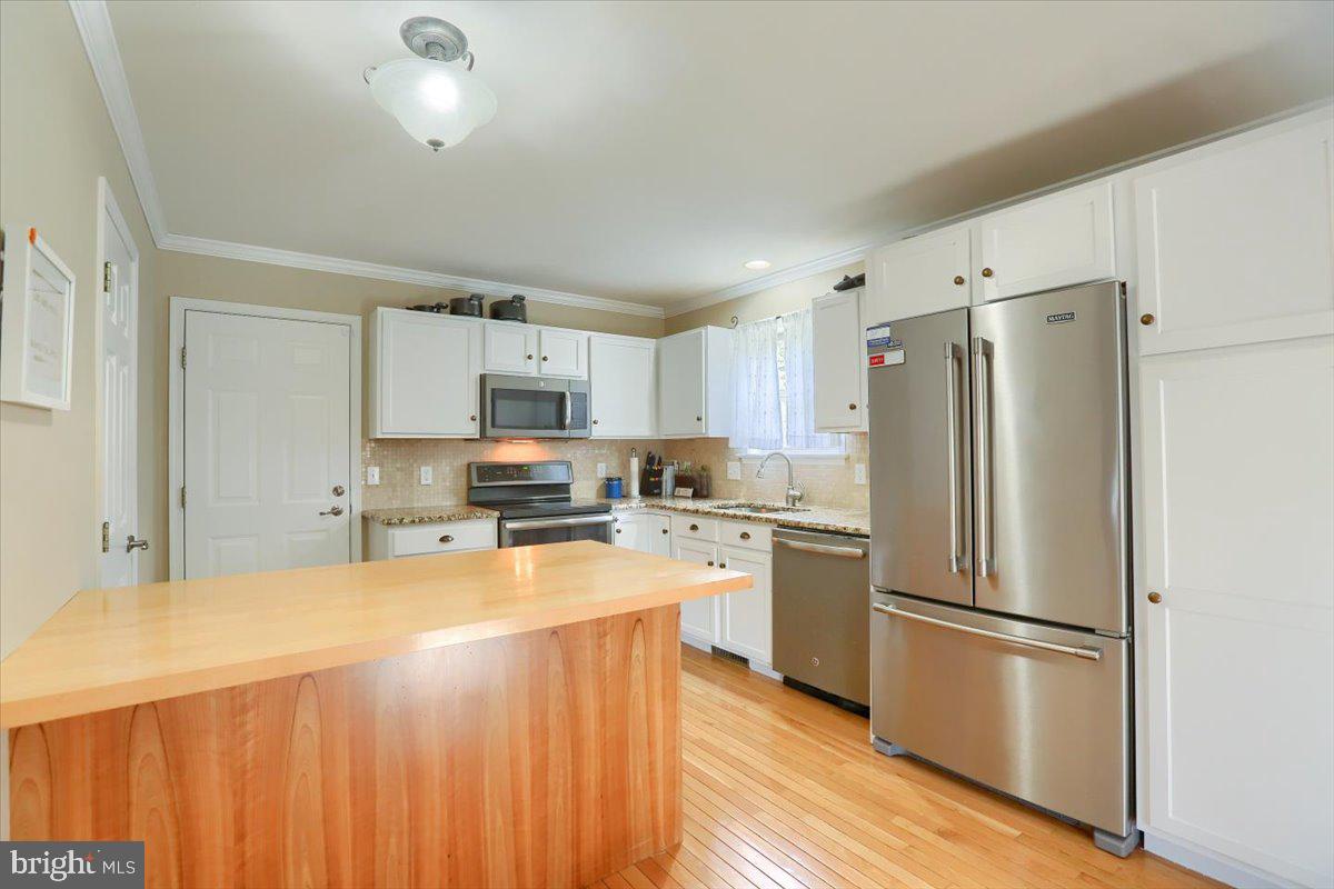 2558 Spring Valley Road Lancaster, PA 17601 - Photo 12 of 43 Gallery Image 12