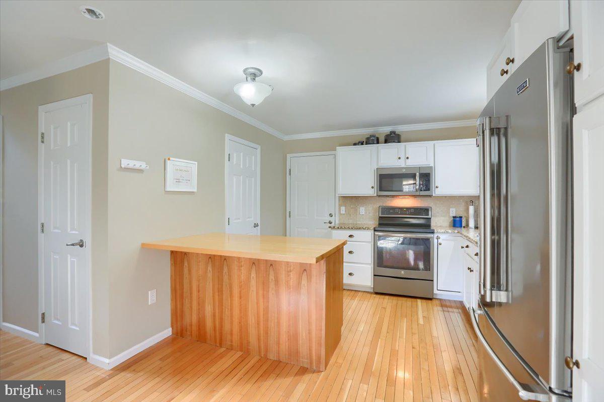 2558 Spring Valley Road Lancaster, PA 17601 - Photo 13 of 43 Gallery Image 13