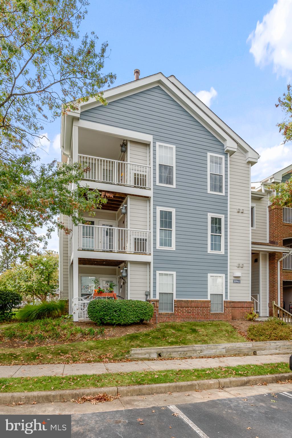 20965 Timber Ridge Terrace, Unit 201 Ashburn, VA 20147 - Photo 2 of 26