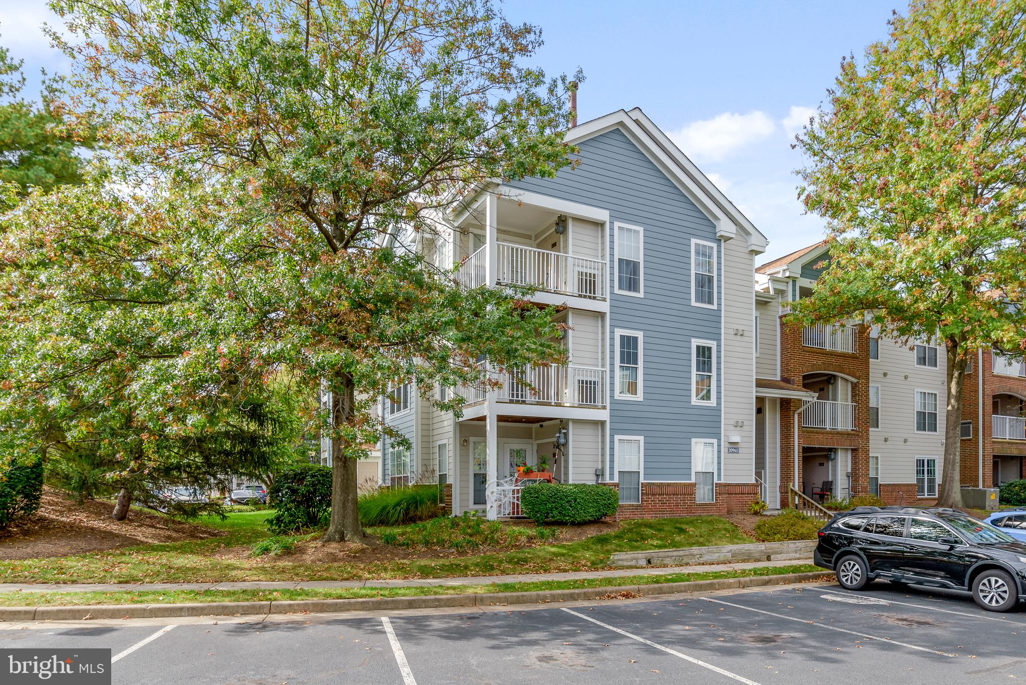20965 Timber Ridge Terrace, Unit 201 Ashburn, VA 20147 - Photo 3 of 26
