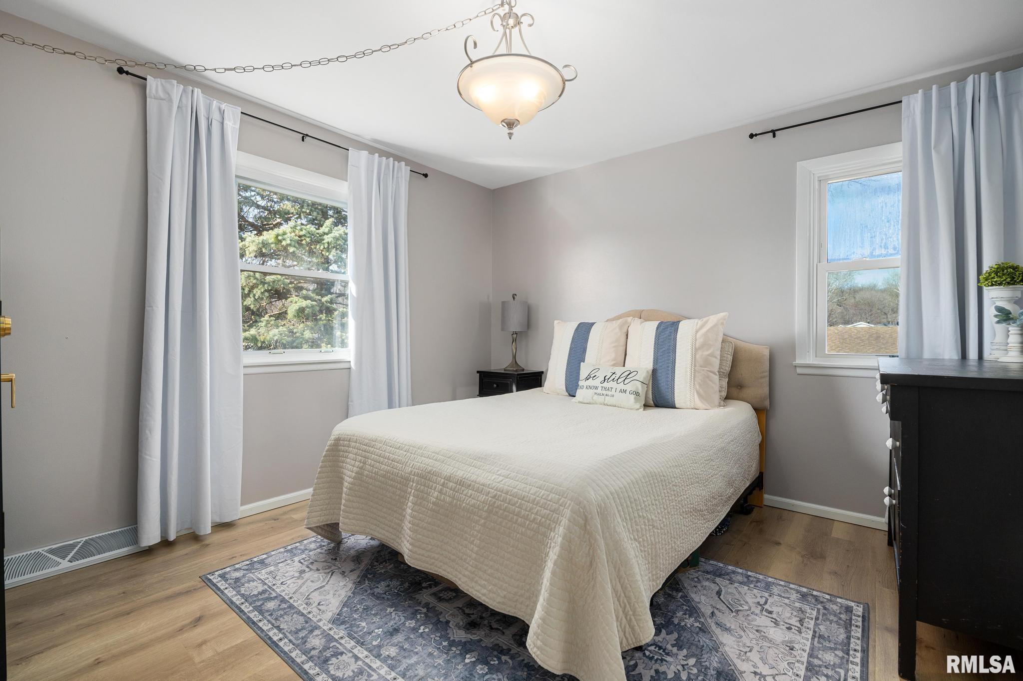 1109 Brookhill Road Peoria, IL 61615 - Photo 19 of 34