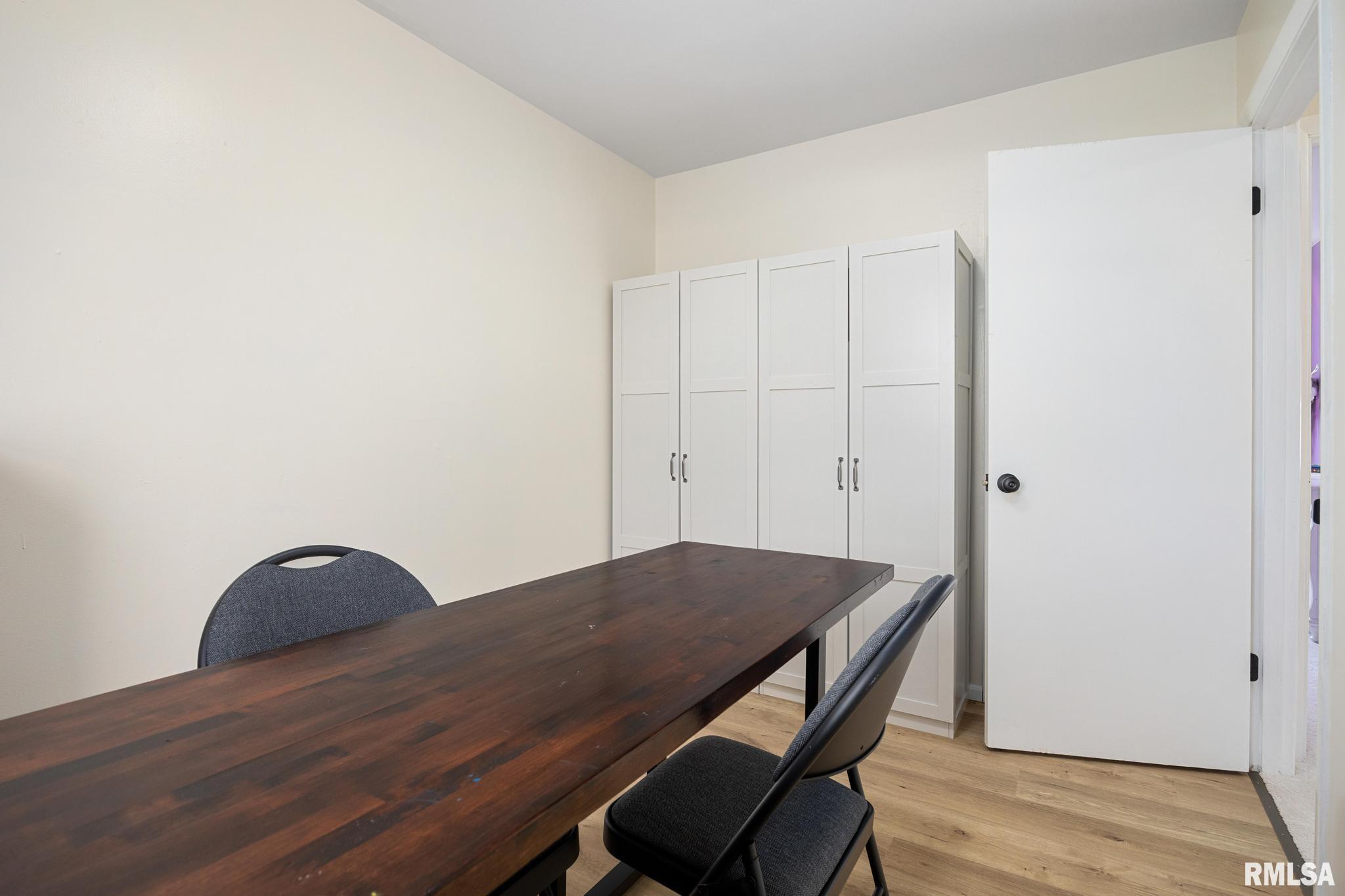 1109 Brookhill Road Peoria, IL 61615 - Photo 25 of 34