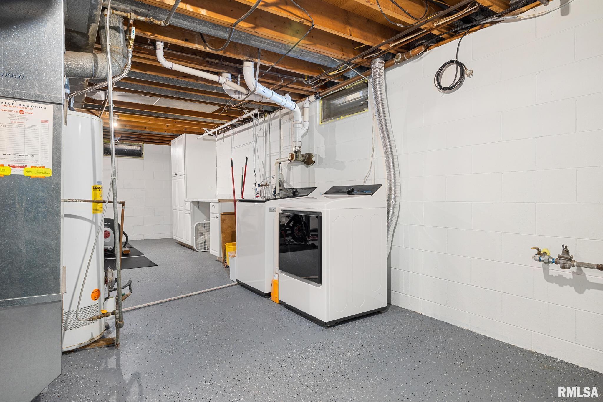 1109 Brookhill Road Peoria, IL 61615 - Photo 28 of 34