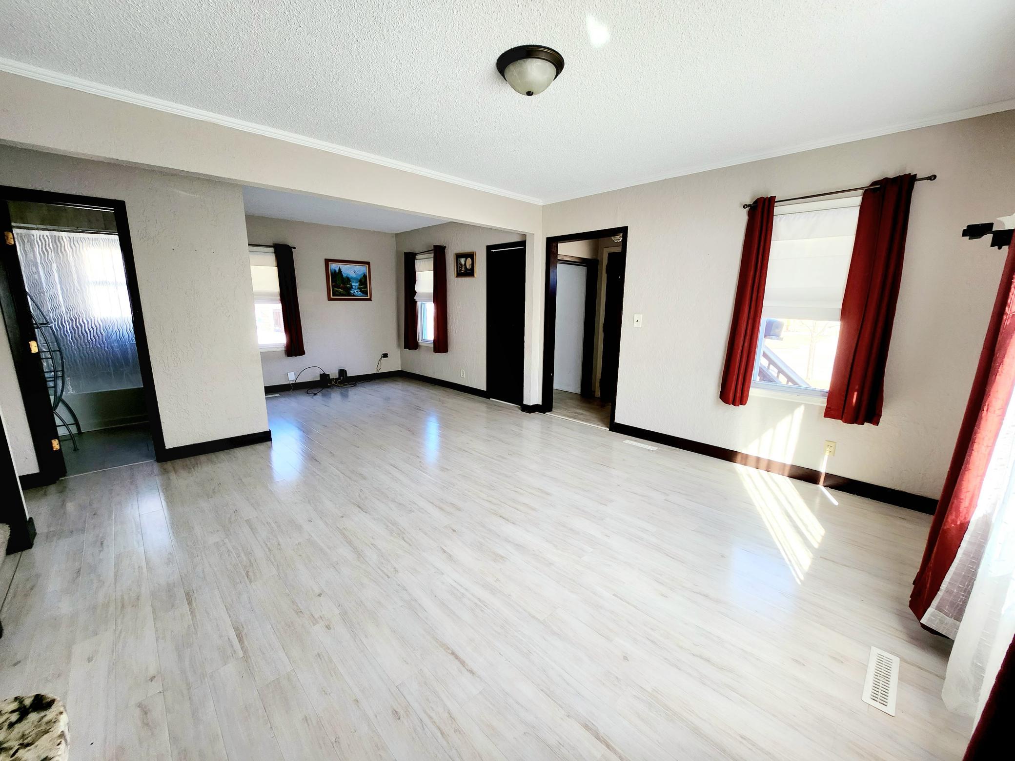 1043 4th Avenue Southeast Rochester, MN 55904 - Photo 5 of 16 Gallery Image 5