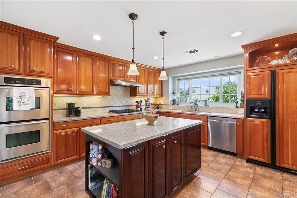 1100 Fern Avenue Brea, CA 92821 - Photo 2 of 24