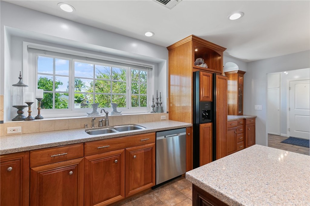 1100 Fern Avenue Brea, CA 92821 - Photo 7 of 24