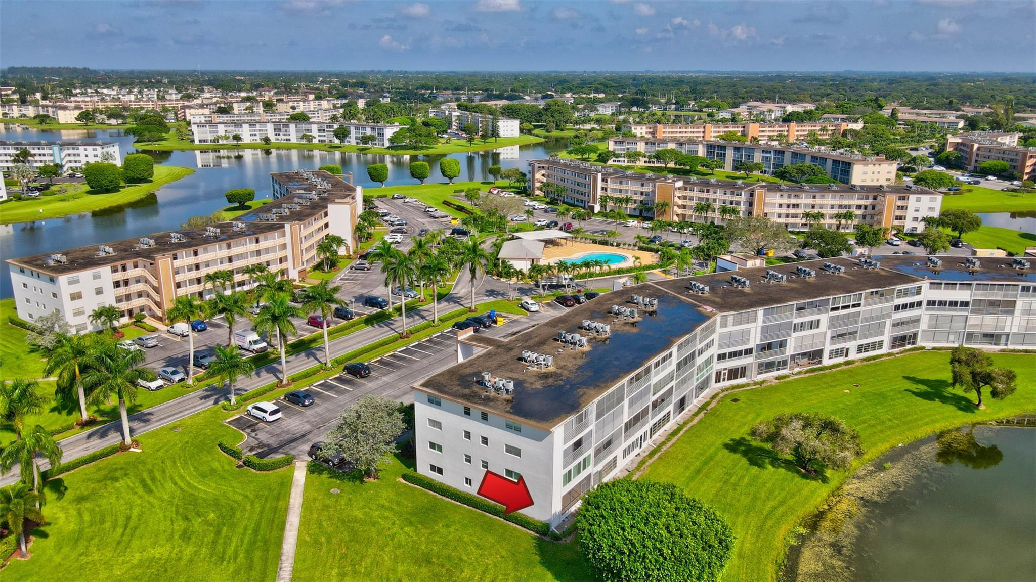 1019 Guildford East, Unit 1019 Boca Raton, FL 33434 - Photo 7 of 38 a city view