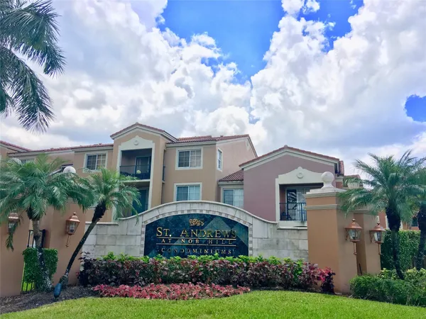 $2,700 | 7950 North Nob Hill Road, Unit 203, Tamarac, FL 33321