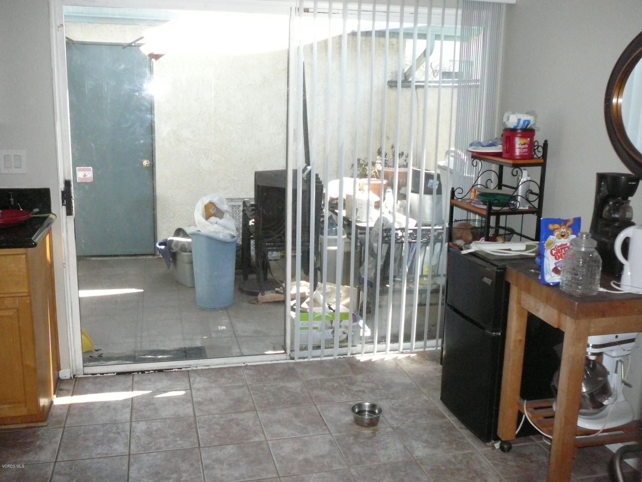 2001 East Bard Road Oxnard, CA 93033 - Photo 8 of 13 010