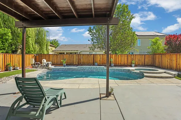 $699,999 | 1134 Sangria Lane, Manteca, CA 95336