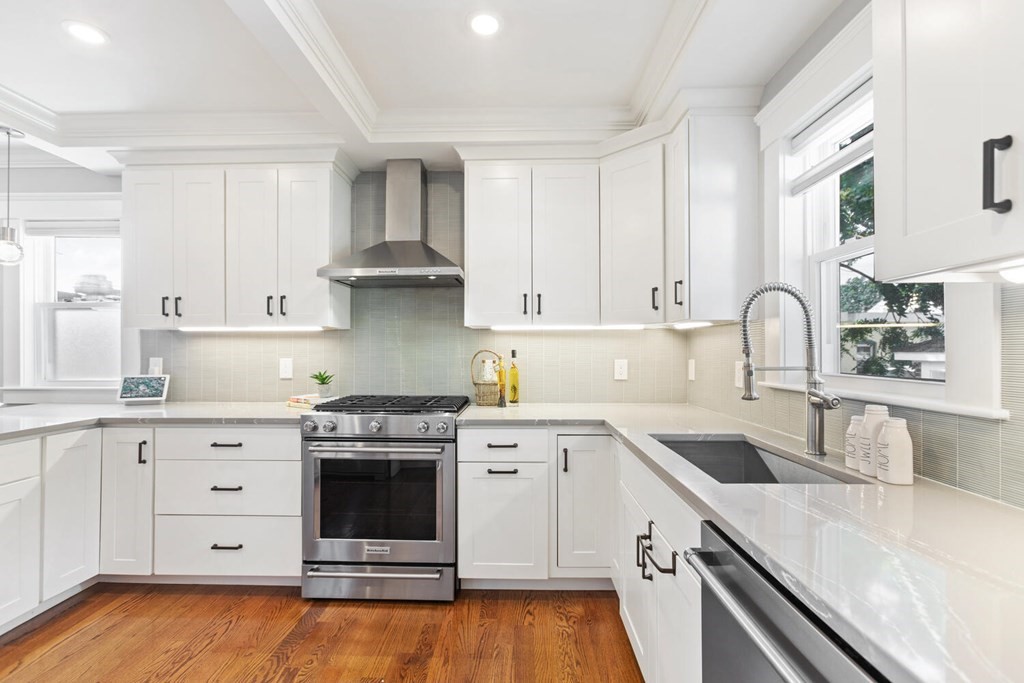 6 Rawson Road, Unit 1 Arlington, MA 02474 - Photo 14 of 31 Gallery Image 14