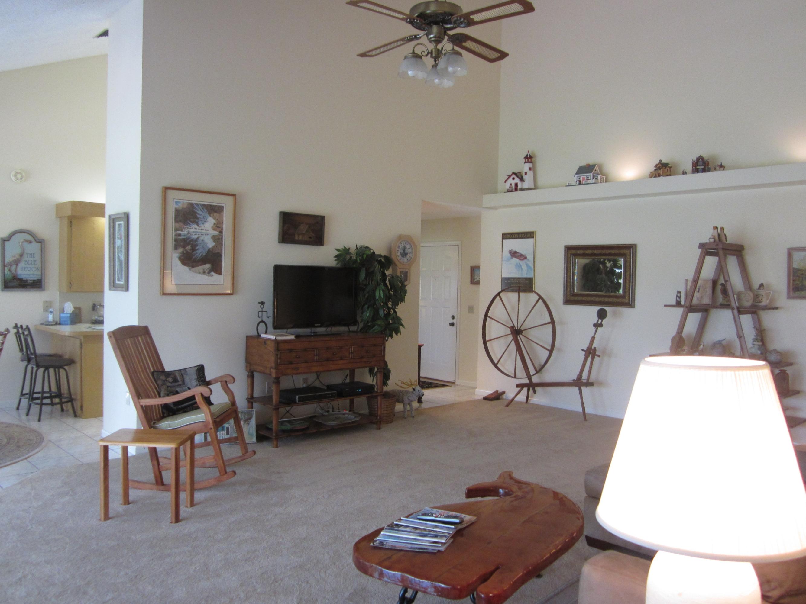 388 River Edge Road Jupiter, FL 33477 - Photo 7 of 29 IMG_1409