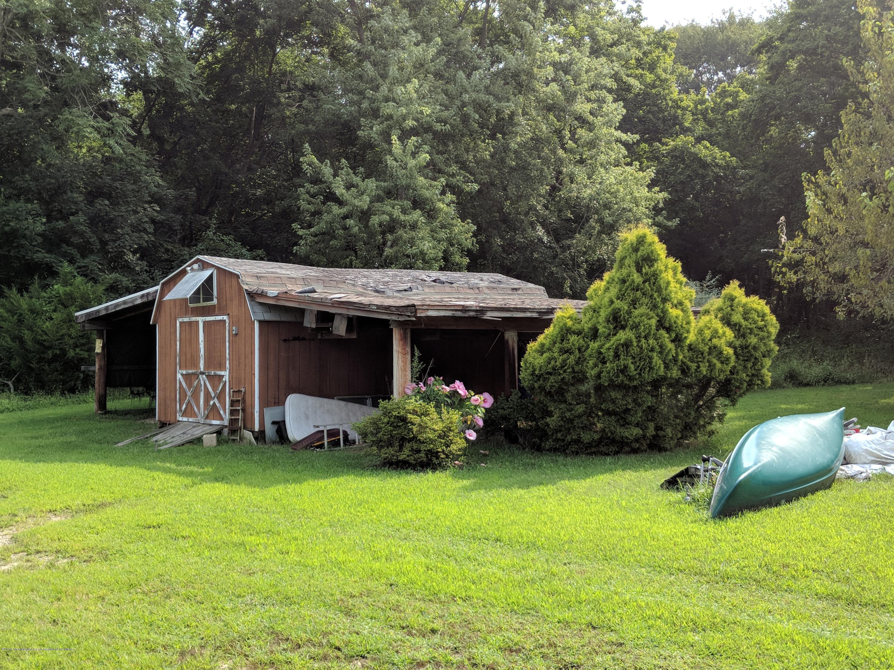 59 Driftway Road Howell, NJ 07731 - Photo 8 of 19 Shed.