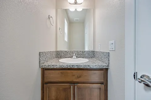$499,000 | 132 Ivy Street, Roseville, CA 95678