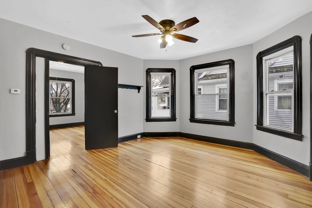 48-50 Dresden Street Springfield, MA 01109 - Photo 12 of 39